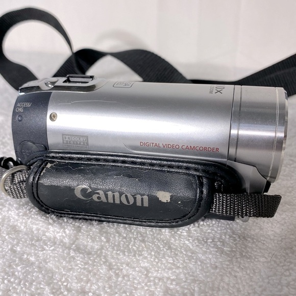 Canon FS100 Digital Video Camcorder Camera Silver Untested - Picture 6 of 15